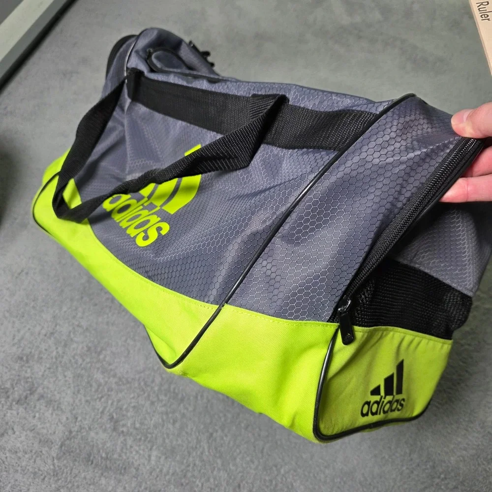 Adidas Unisex Medium Duffel Bag Grey Neon‎ Yellow STLCC 14 Honeycomb Ripstop